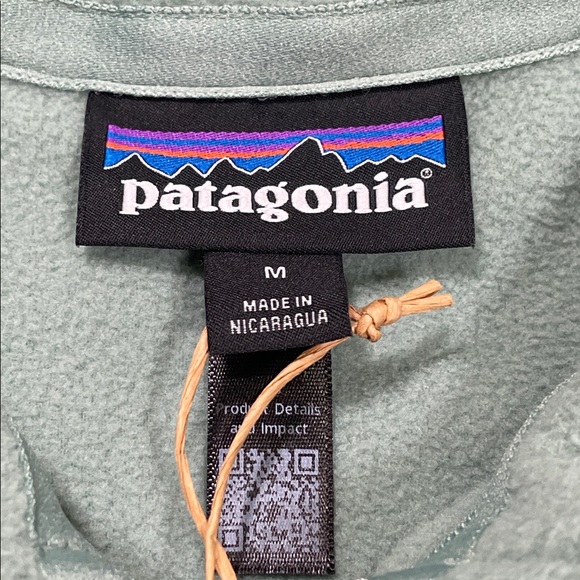 NWT’s Women’s Patagonia Micro D 1/2-Zip Fleece Pullover Elwood Green Size Medium - Picture 10 of 15